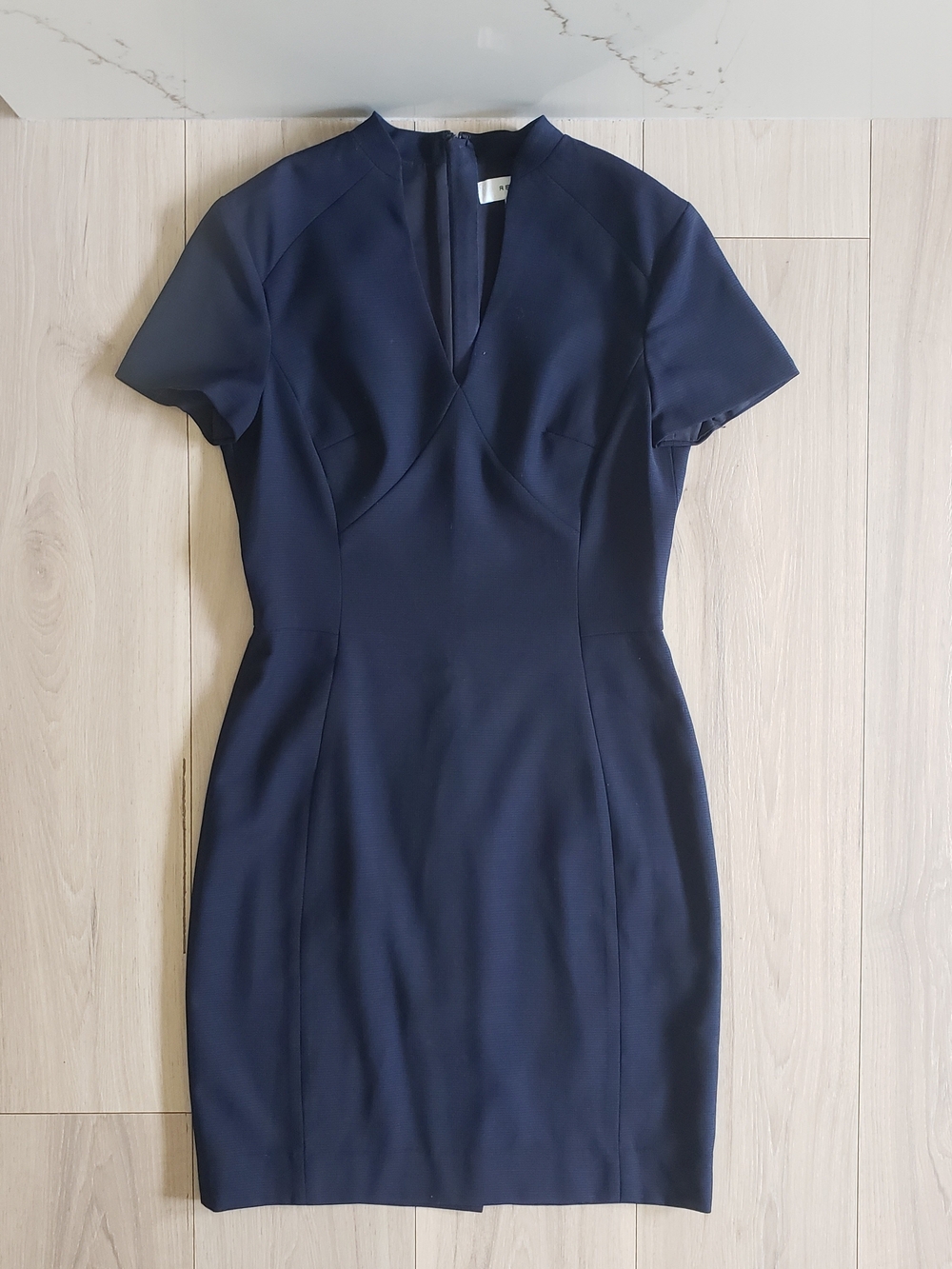 Reiss Navy Fitted Short-Sleeve Sheath‎ Dress